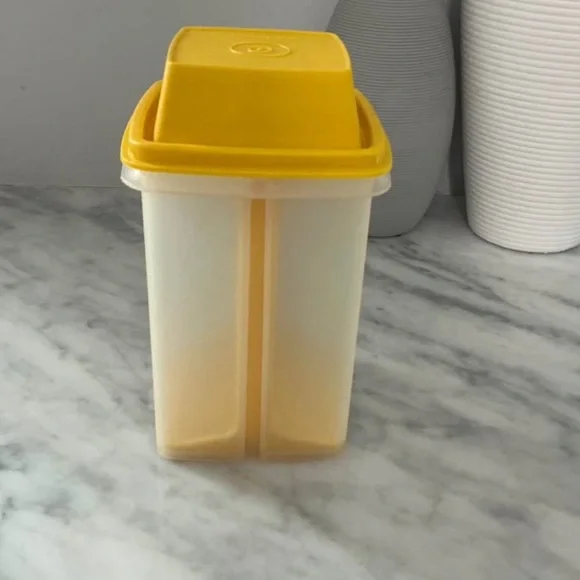 Yellow Tupperware Pickle Keeper - Picture 2 of 4